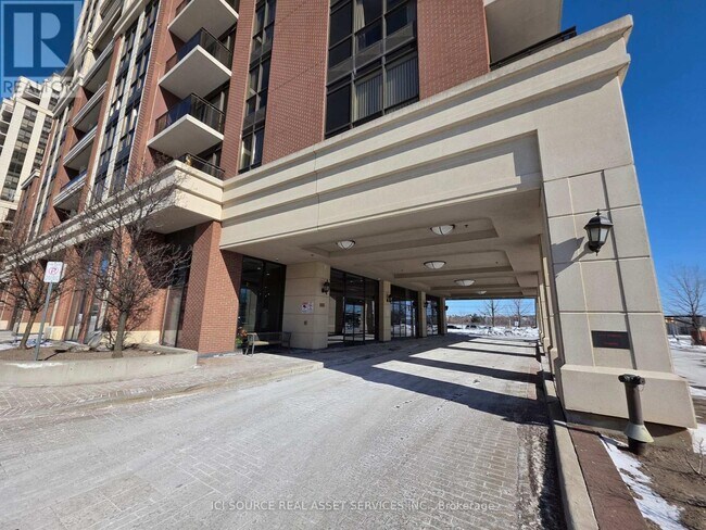 9500 Markham Rd in Markham, ON - Building Photo - Building Photo