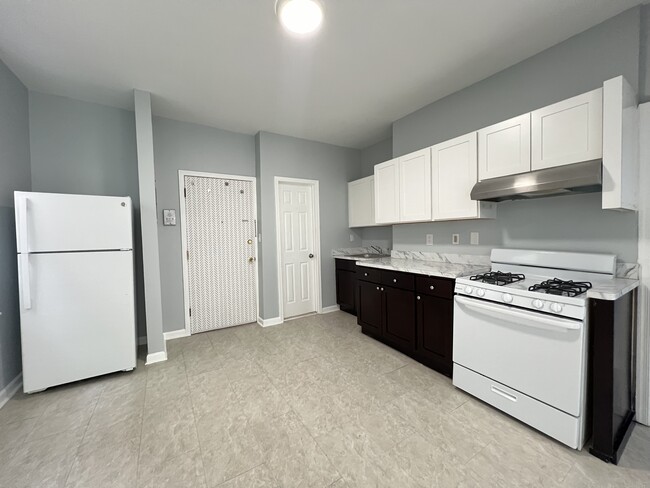 235 Avenue E, Unit 3F