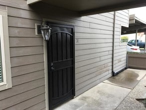 2004 Ahern St in Marysville, CA - Building Photo - Building Photo