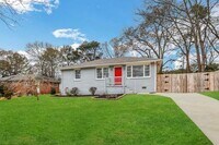 1390 Richard Rd photo'