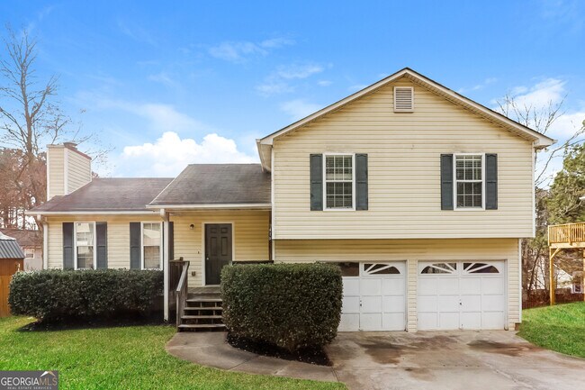 property at 419 Ivy Crest Dr