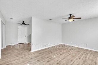 235 Bordeaux Ln in Savannah, GA - Building Photo - Building Photo