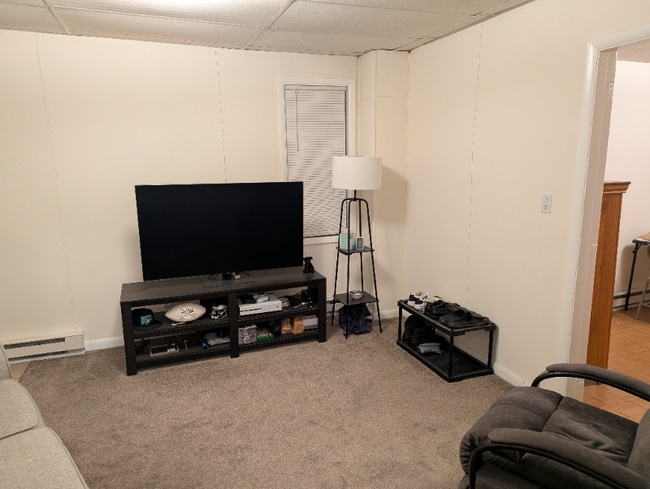 23 N 2nd St in Stroudsburg, PA - Foto de edificio - Building Photo