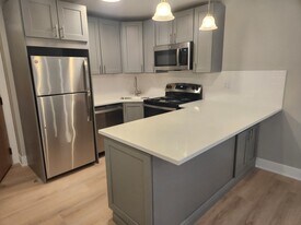 1212 N La Salle Dr, Unit 5 in Chicago, IL - Building Photo