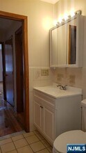 450 Harding Pl in Fairview, NJ - Building Photo - Building Photo