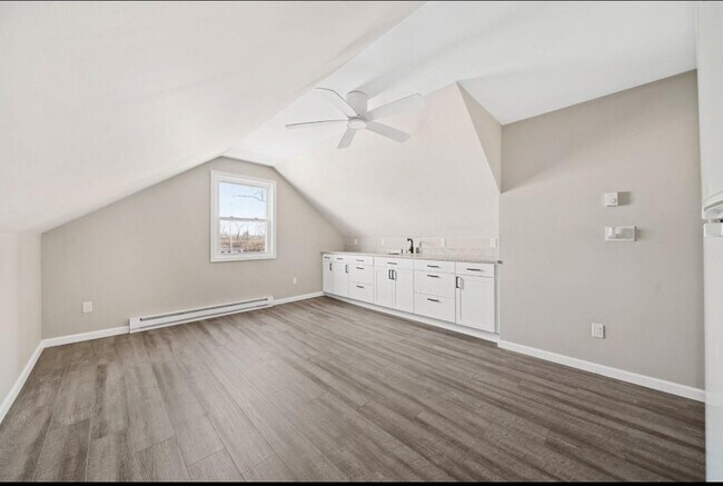 1430 Hallock Ave in Port Jefferson Station, NY - Building Photo - Building Photo