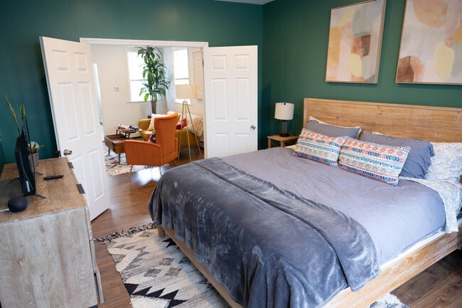 37 W 50th St in Bayonne, NJ - Building Photo - Building Photo