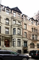 249 W 76th St in New York, NY - Building Photo