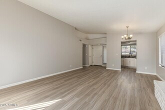 6605 N 48th Ave in Glendale, AZ - Building Photo - Building Photo