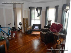 36 Trident Ave, Unit 2 in Winthrop, MA - Building Photo - Building Photo