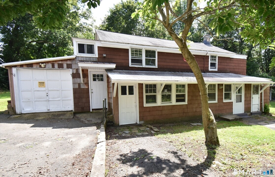 35 A Morris Rd in Prospect, CT - Building Photo