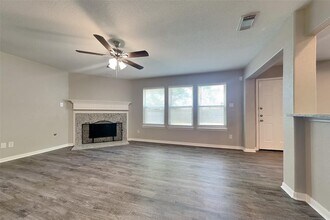 17727 Barton Point Ln in Richmond, TX - Building Photo - Building Photo