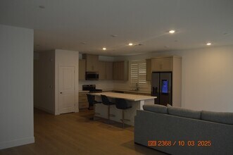 252 Birch Ranch Wy in Patterson, CA - Building Photo - Building Photo