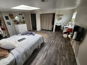 2348 Wheeler St in Cincinnati, OH - Building Photo - Building Photo