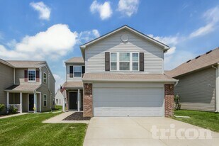 10992 Cedar Pine Dr in Indianapolis, IN - Building Photo