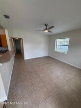 537 Oleander St in Neptune Beach, FL - Building Photo - Building Photo