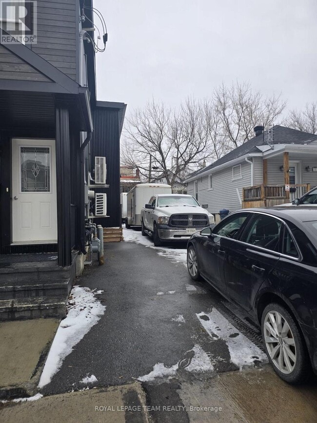 259 Montfort St. in Ottawa, ON - Building Photo - Building Photo
