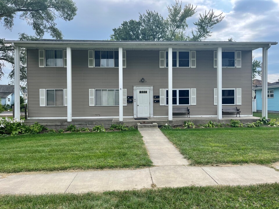 706 E Main St in Warsaw, IN - Building Photo