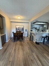 2035 S Elm St, Unit 102 in Tempe, AZ - Building Photo - Building Photo