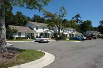 Post Oak Apartments in Fernandina Beach, FL - Building Photo - Building Photo