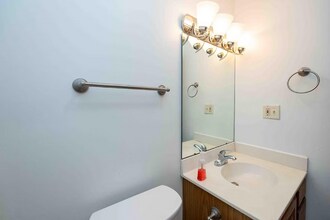 110 Sally Ln in Bluffton, OH - Building Photo - Building Photo