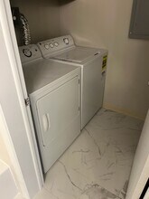 1263 Lost Nation Rd, Unit Unit 4 in Kirtland, OH - Building Photo - Building Photo