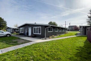 1492 Main St in Buckley, WA - Building Photo