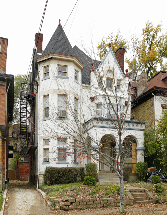 332 Stratford Ave in Pittsburgh, PA - Building Photo