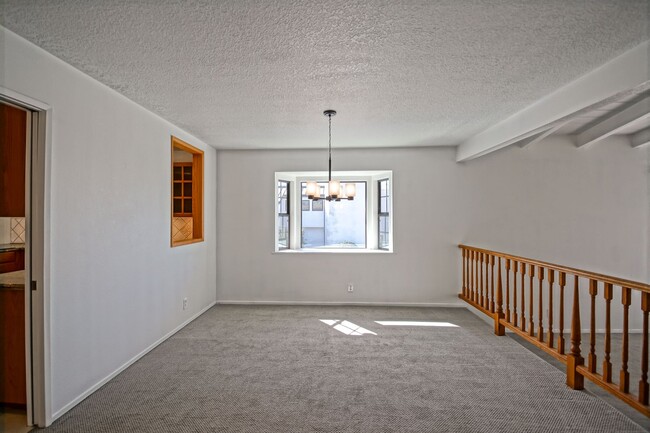 3500 Walnut Ave in Manhattan Beach, CA - Building Photo - Building Photo