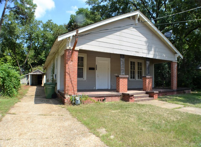 2225 E 3rd St in Montgomery, AL - Building Photo - Building Photo