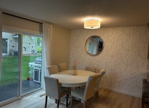 5419 Fawn Meadow Curv SE in Prior Lake, MN - Foto de edificio - Building Photo