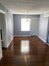 5250 Kingsbury St in Houston, TX - Building Photo - Building Photo