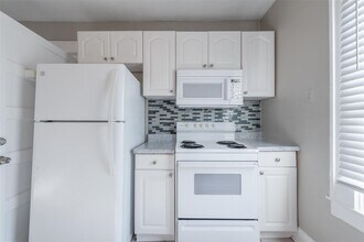 4820 Worth St-Unit -B in Dallas, TX - Building Photo - Building Photo