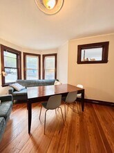 2 Parker Hill Ter, Unit 1 in Boston, MA - Foto de edificio - Building Photo