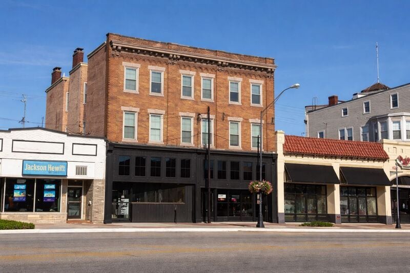 4539 Montgomery Rd in Cincinnati, OH - Building Photo