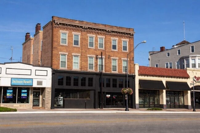 property at 4539 Montgomery Rd