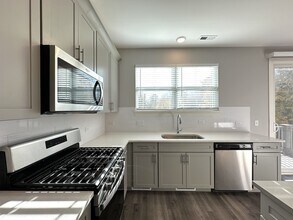 615 Broadway St in Libertyville, IL - Building Photo - Building Photo