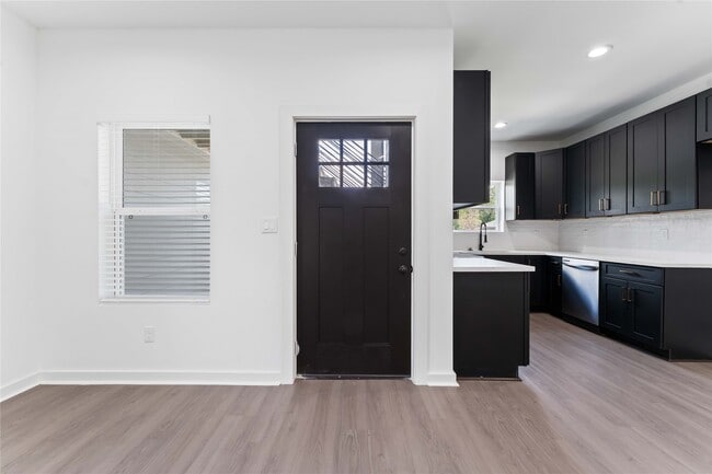 property at 414 N Carolina St