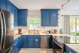 3218 1st St S in Jacksonville Beach, FL - Foto de edificio - Building Photo