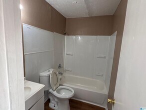 7749 5th Ave S in Birmingham, AL - Building Photo - Building Photo