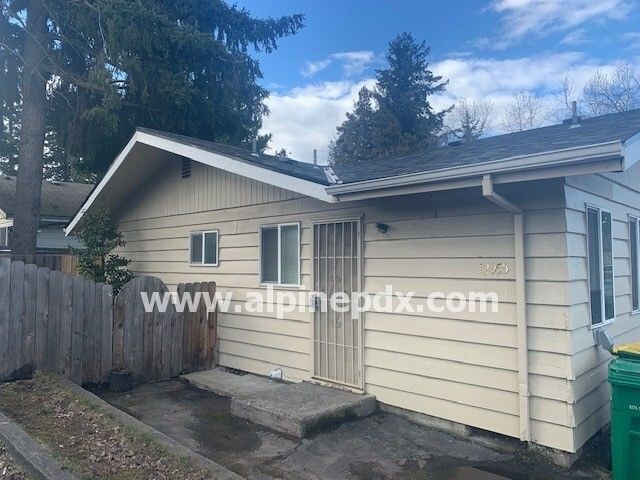 12955 SW Allen Blvd-Unit -1 in Beaverton, OR - Building Photo