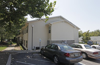 Flenniken Square Apartments in Knoxville, TN - Building Photo - Building Photo