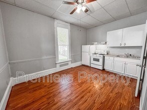 311 E Arthur St in Liberty, MO - Building Photo - Building Photo