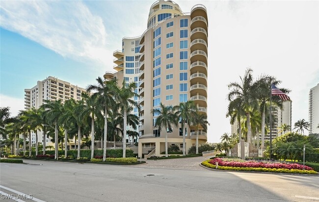 property at 4501 Gulf Shore Blvd N