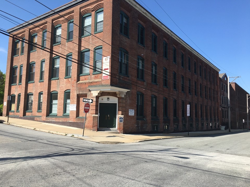 200 Lincoln Ave in Phoenixville, PA - Building Photo