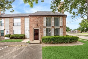 5100 Allendale Rd in Houston, TX - Building Photo