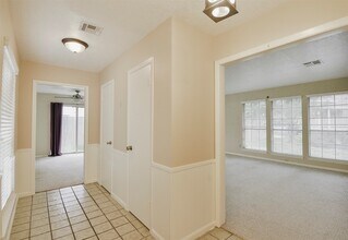 419 S Starboard St in Crosby, TX - Building Photo - Building Photo