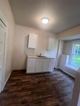 69 Western Ave in Marlboro, NY - Building Photo - Building Photo
