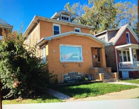 1620 East Ave, Unit 1 in Berwyn, IL - Building Photo - Building Photo