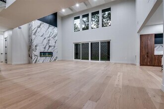 6301 Tiffany Oaks Ln in Arlington, TX - Building Photo - Building Photo